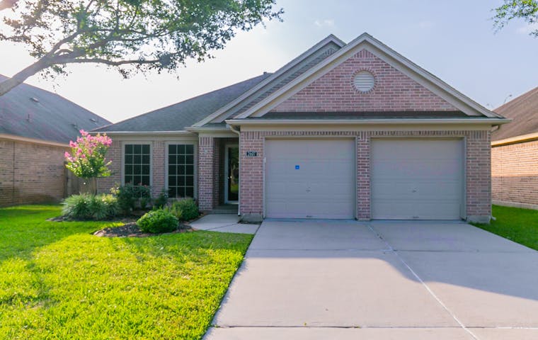 See details about 2607 Diamond River Dr, Rosenberg, TX 77471