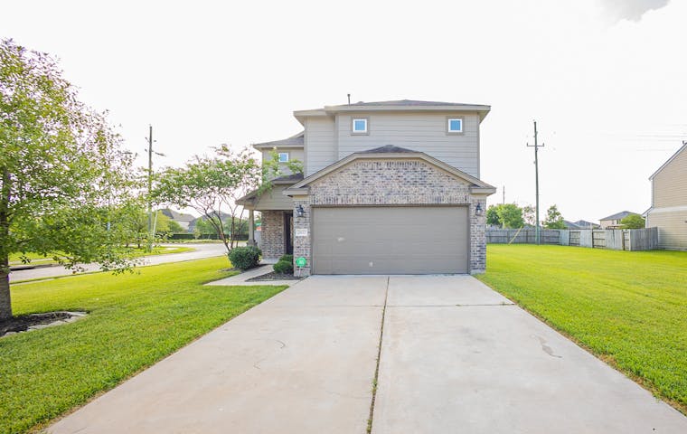 See details about 2627 Feather Green Trl, Fresno, TX 77545