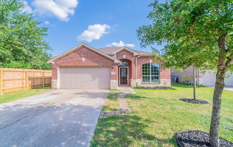 See details about 4322 Laine Ln, Baytown, TX 77521