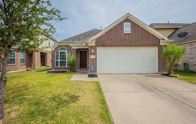 See details about 19727 Allenwick Hills Ct, Cypress, TX 77429