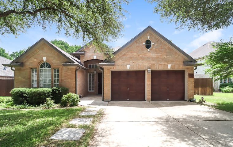 See details about 4309 S Summercrest Loop, Round Rock, TX 78681