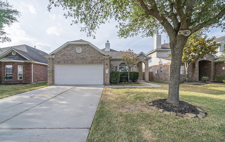 See details about 12102 Green Willow Falls Dr, Tomball, TX 77375