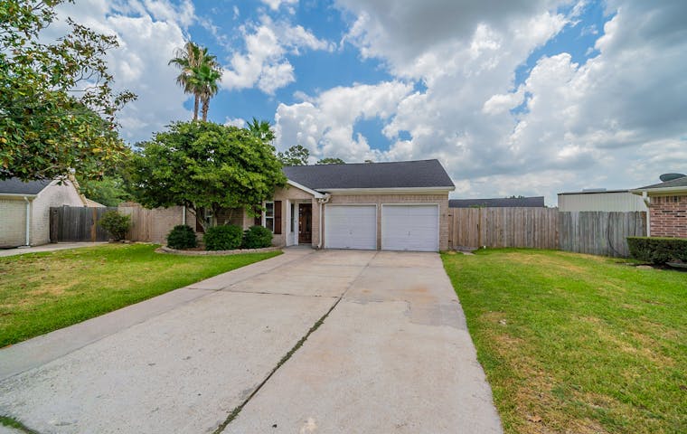 See details about 25402 Bellchase Cir, Spring, TX 77373