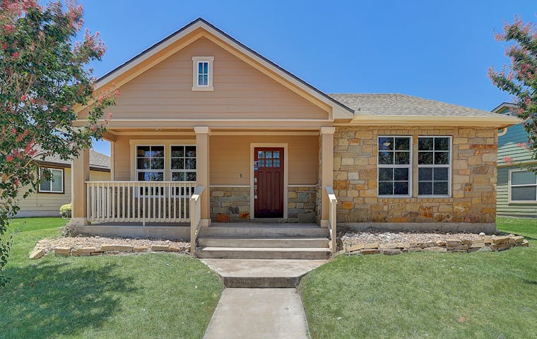 See details about 869 Heritage Springs Trl, Round Rock, TX 78664