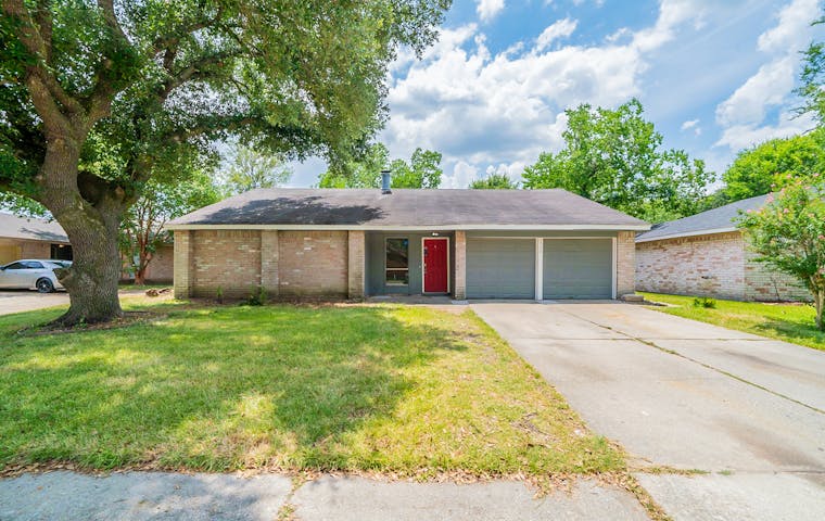 See details about 5710 Yorkgate Dr, Spring, TX 77373