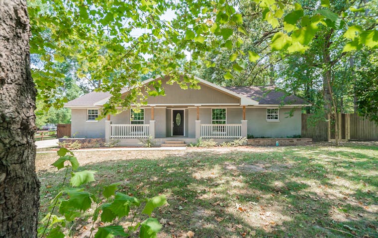 See details about 292 Pin Oak Trl, New Caney, TX 77357