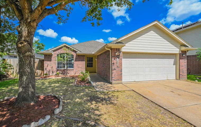 See details about 19550 Tahoka Springs Dr, Katy, TX 77449