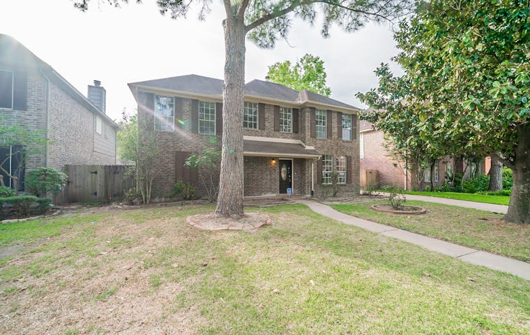 See details about 7907 Millbrook Dr, Houston, TX 77095