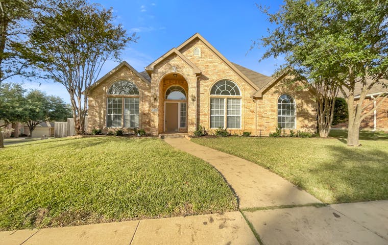 See details about 1501 Hill Creek Dr, Garland, TX 75043
