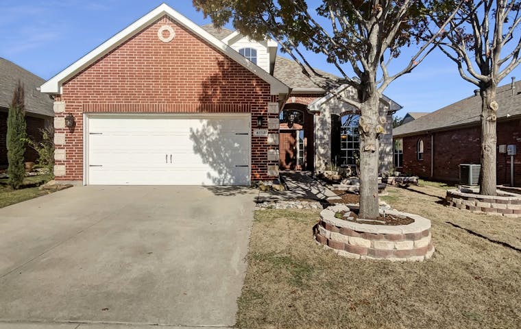See details about 4113 Yancey Ln, Fort Worth, TX 76244