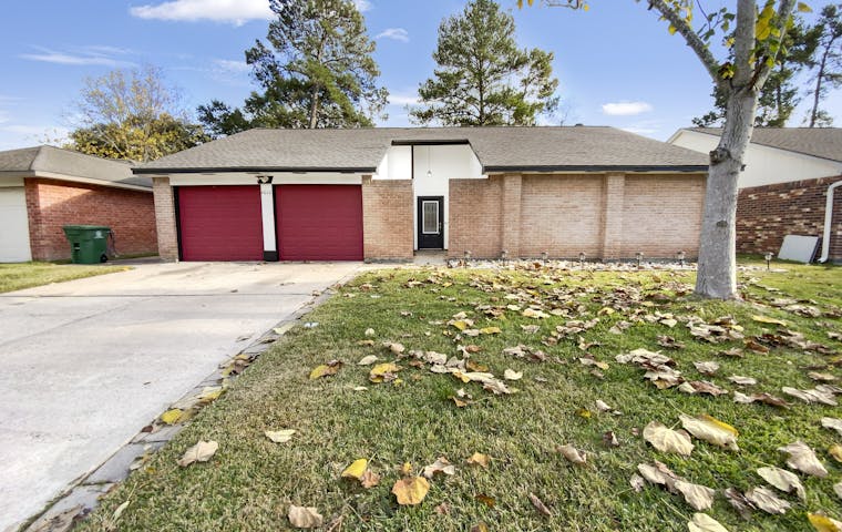 See details about 6010 Rustygate Dr, Spring, TX 77373