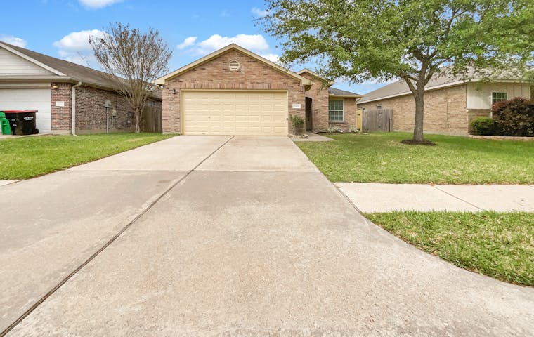 See details about 19418 Mystic Cypress Dr, Katy, TX 77449
